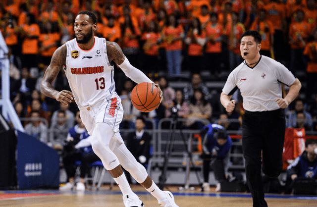 荷兰核心确定无缘出战欧洲杯