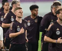 九游平台-德国足球队在关键时刻展现实力,取得胜利的原因