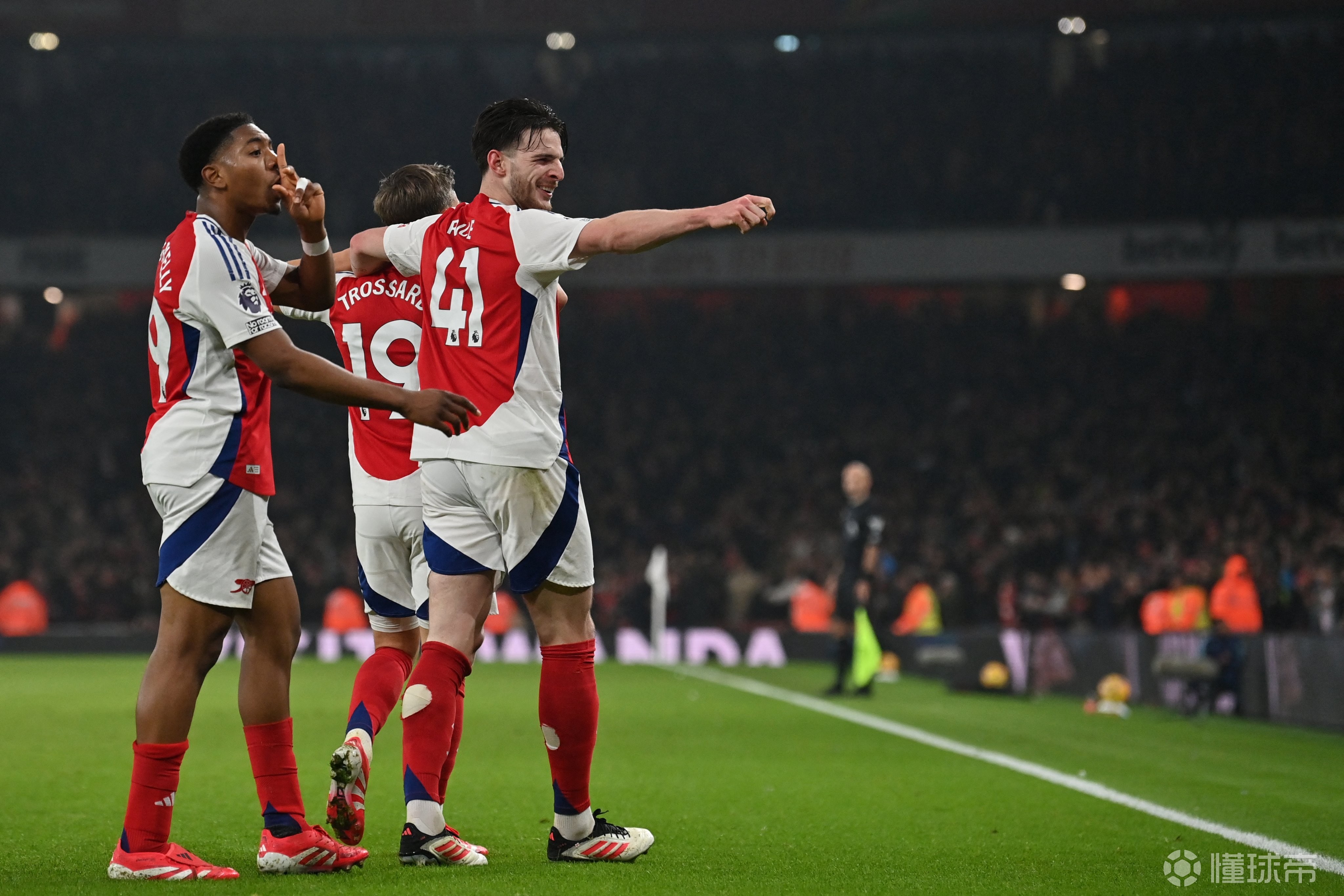 阿森纳遭遇曼联绝杀,失去领先优势的球员