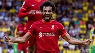 莱欧斯利吞巨龙精